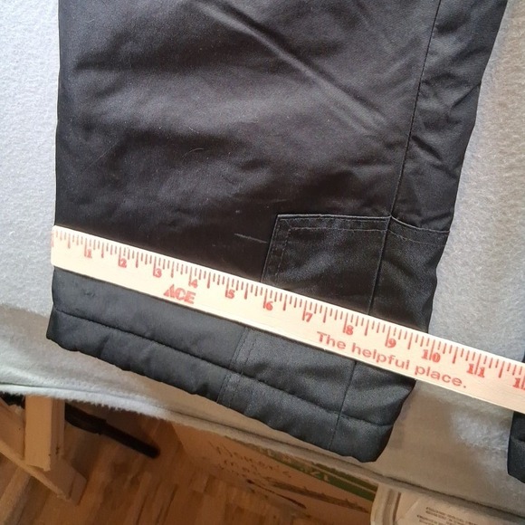 Magellan Outdoor Ski Overall 3 Pockets Youth M Black, Adjustable Strap - Picture 6 of 9